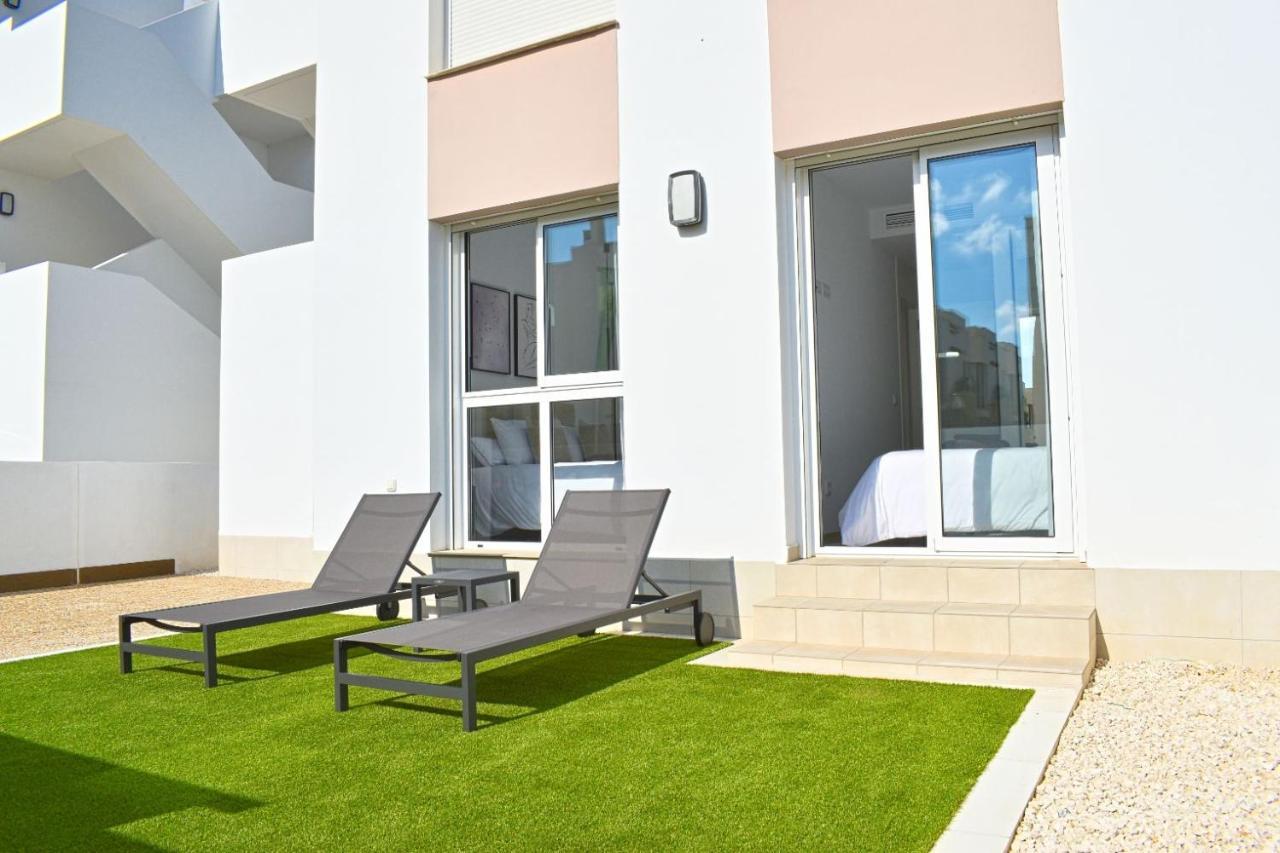 New Build Apartment On Beautiful Modern Complex Rojales Exteriör bild